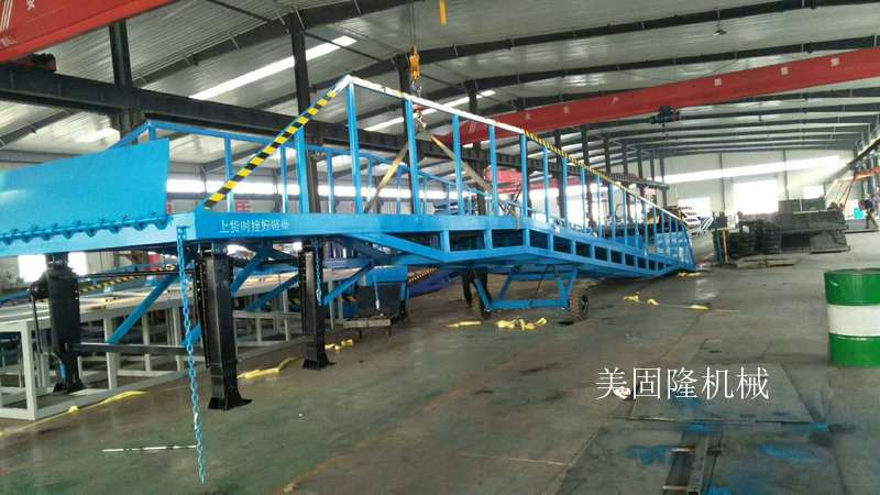 延边移动式登车桥厂家
