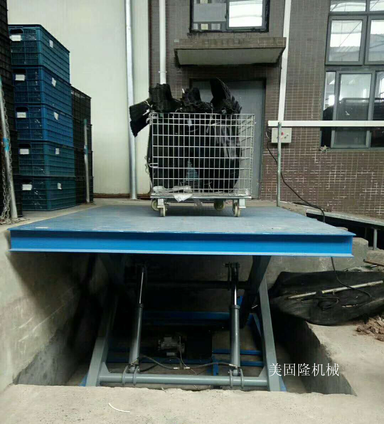 延边固定式升降货梯厂家